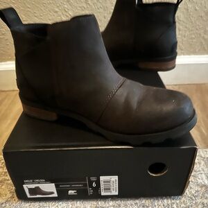 Mud Australia Dark Brown Chelsea Boots